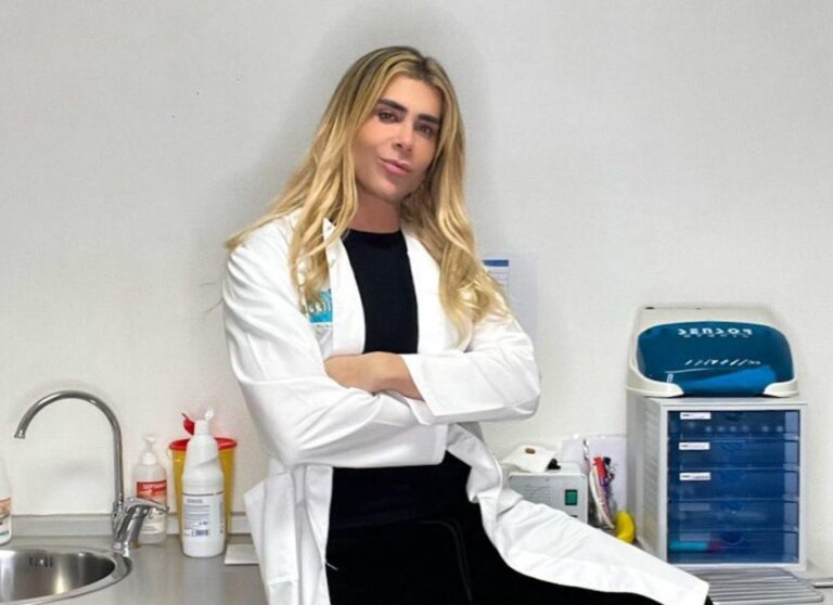 Giacomo Urtis denunciato da una paziente: “Mi ha deformato il viso”