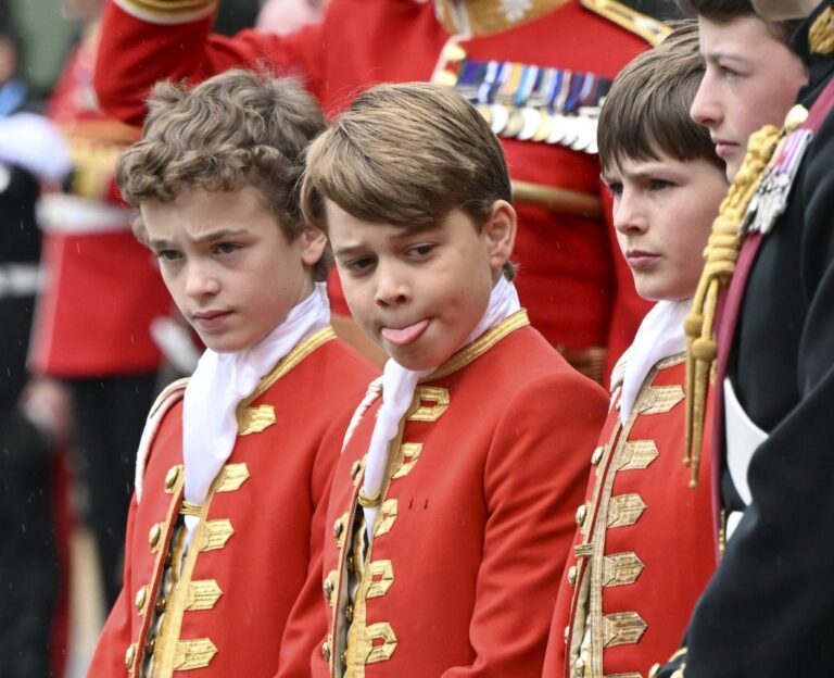 Incoronazione Re Carlo, il Principe George ha convinto il nonno a cambiare il look dei paggetti