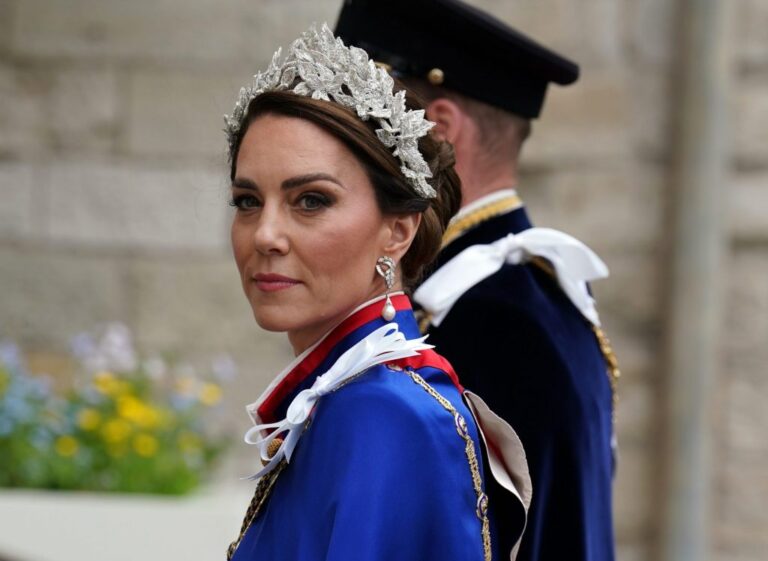 Kate Middleton all’incoronazione rende omaggio a Lady Diana con un dettaglio brillante
