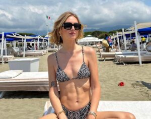 Chiara Ferragni lancia la moda del bikini animalier